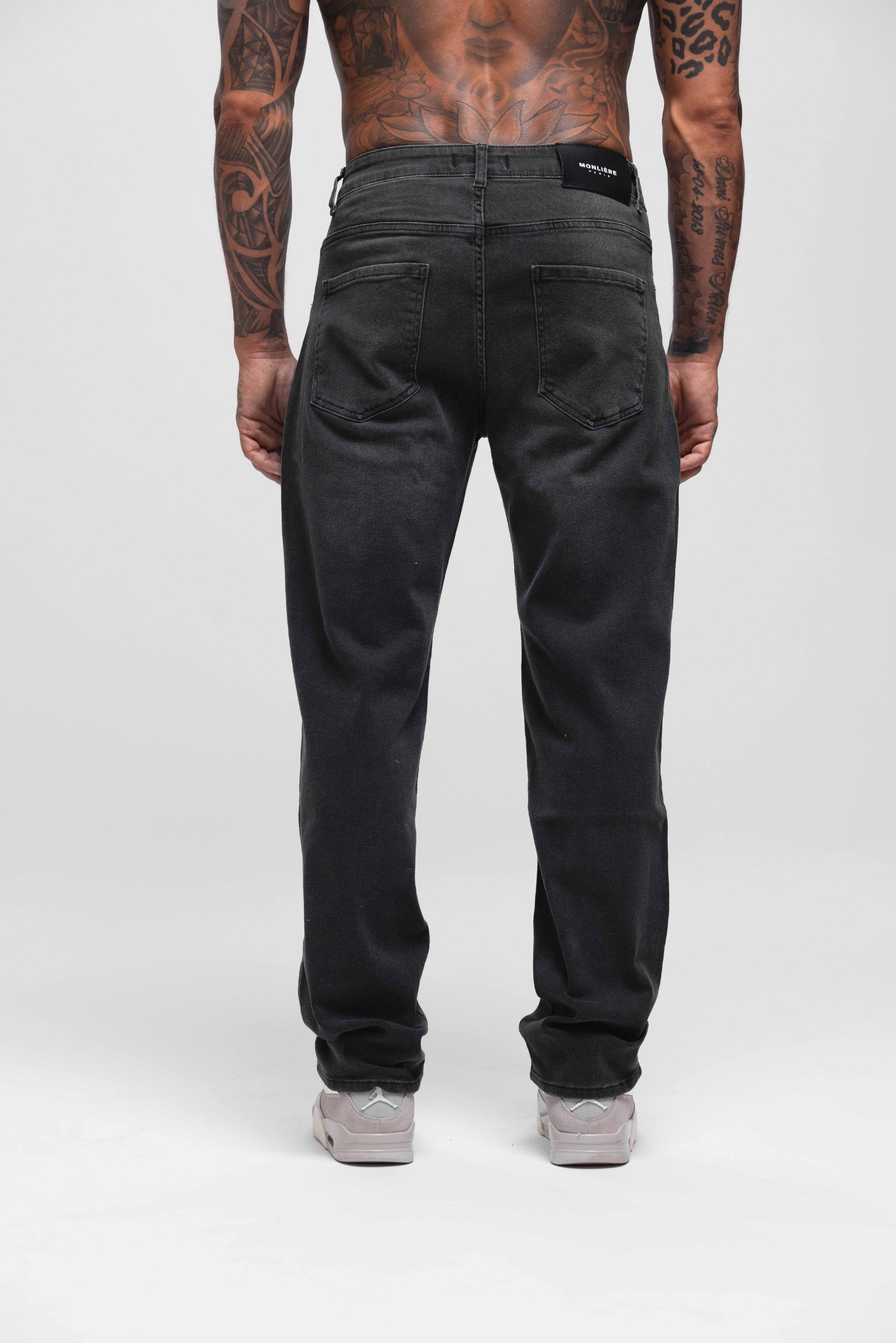 STRAIGHT FIT DENIM WASHED GREY